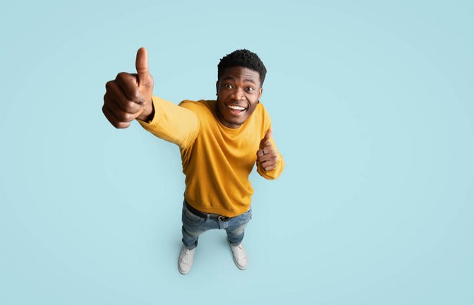 SIU ist ein beliebtes Jugendwort. Es drückt Freude über ein "cooles" Ereignis aus. Alles Wichtige zur Bedeutung, Verwendung und Herkunft.<span class='image-autor'>Foto: Prostock-studio / Shutterstock.com</span>