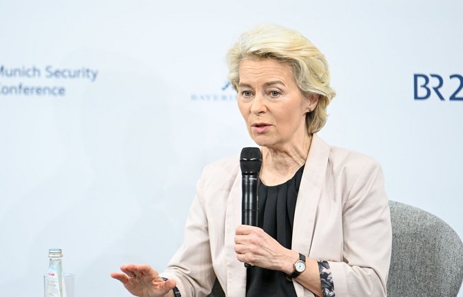 Bei der Münchner Sicherheitskonferenz demonstriert Ursula von der Leyen, dass sie noch  Ideen für Europa hat.<span class='image-autor'>Foto: dpa/Tobias Hase</span>
