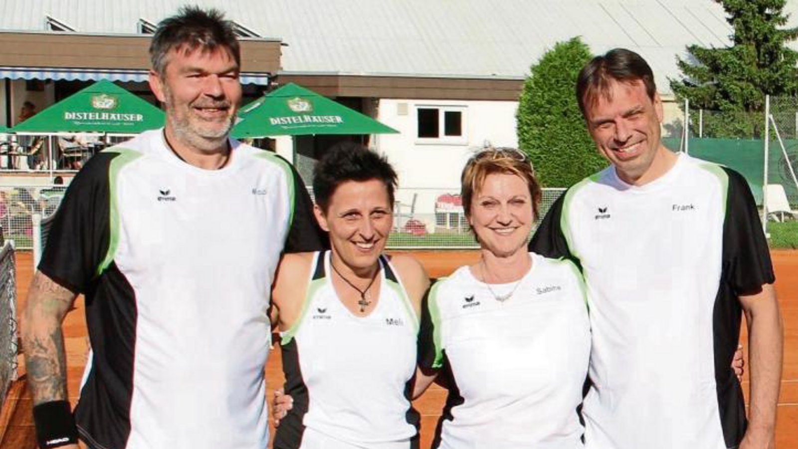 Erfolgreiche Doppelspieler aus Kleinglattbach (von links): Klaus Renz, Melanie Eisenmann, Sabine Welleba und Frank Huppenbauer haben das Turnier in Freiberg gewonnen. Foto: privat