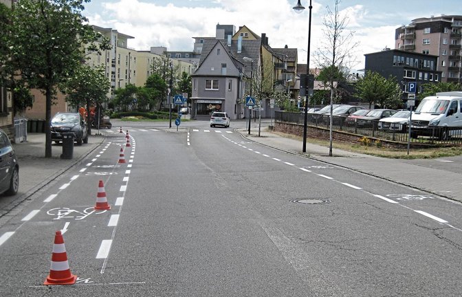 Die neuen Schutzstreifen in der Lienzinger Straße in Mühlacker sollen für mehr Sicherheit der Radler sorgen.  Foto: Stadt Mühlacker