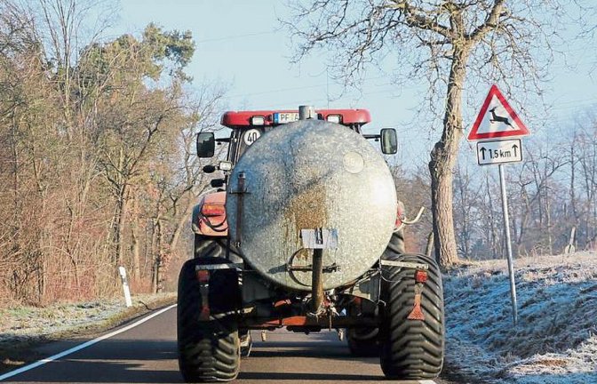 Für querendes Wild würde es hier ganz schön eng werden – für Autos aber auch, wenn ihnen zwischen Serres und Großglattbach so ein Geschoss begegnet. Foto: Küppers