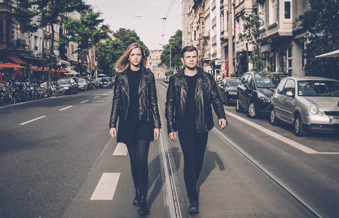 Der Style, die Mundfalten, das Gehabe: Manche Paare werden sich  einfach immer ähnlicher!<span class='image-autor'>Foto: imago/Westend61/Gustafsson</span>