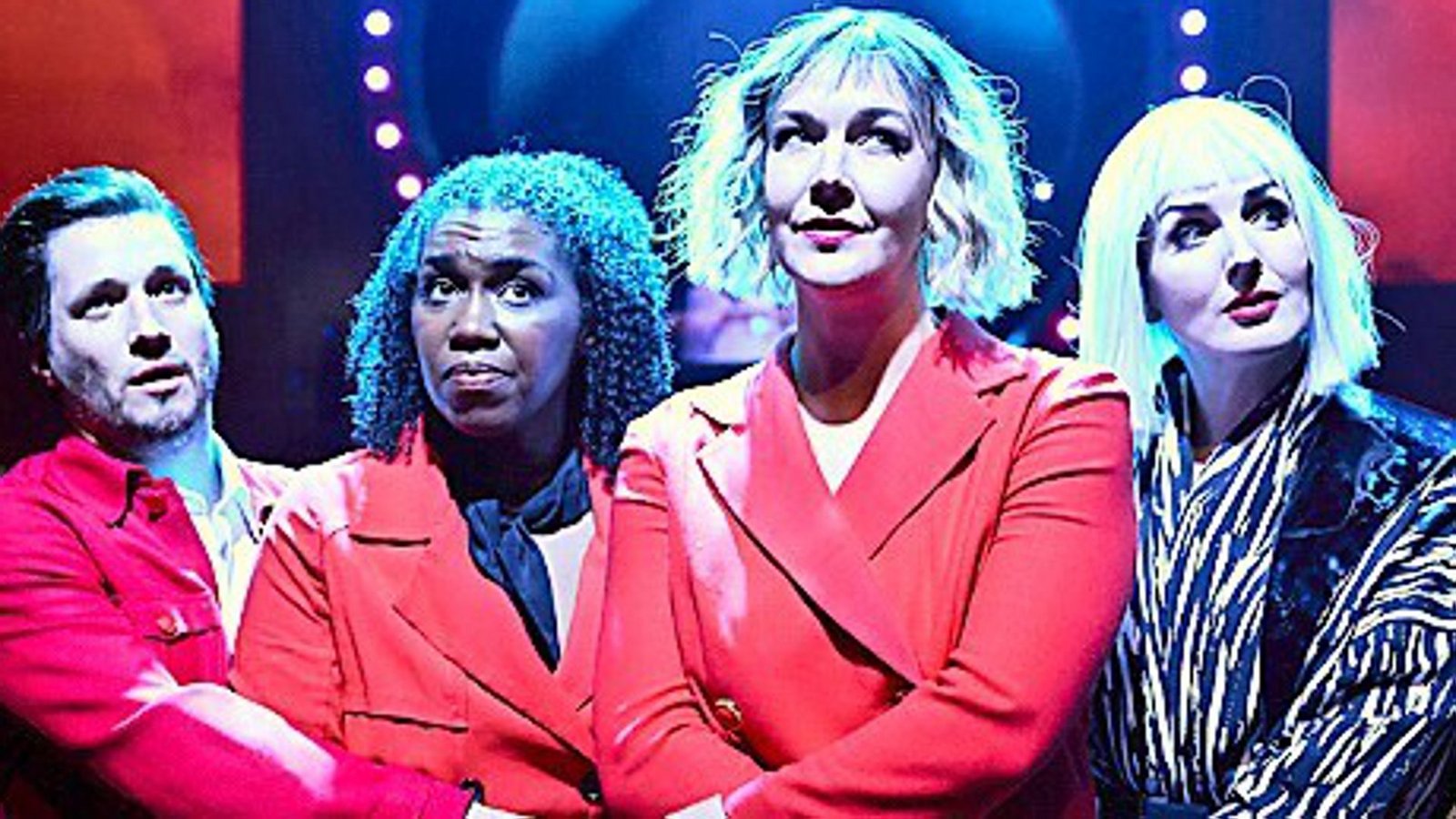 „Chaos“-Darsteller (von li.): Philipp Nicklaus als Mista, Olivia Johnson als Sista, Ida Ränzlöv als Perla, Lea Sophie Salfeld als Angel.Foto: Staatsoper/Matthias Baus „Chaos“-Darsteller (von li.): Philipp Nicklaus als Mista, Olivia Johnson als Sista, Ida Ränzlöv als Perla, Lea Sophie Salfeld als Angel.Foto: Staatsoper/Matthias Baus