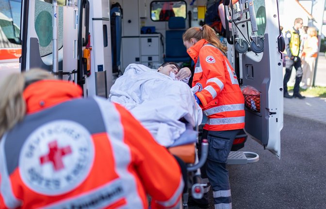 Der Rettungsdienst fährt im roten Bereich – und das schon seit Jahren.<span class='image-autor'>Foto: Lichtgut/Julian Rettig</span>