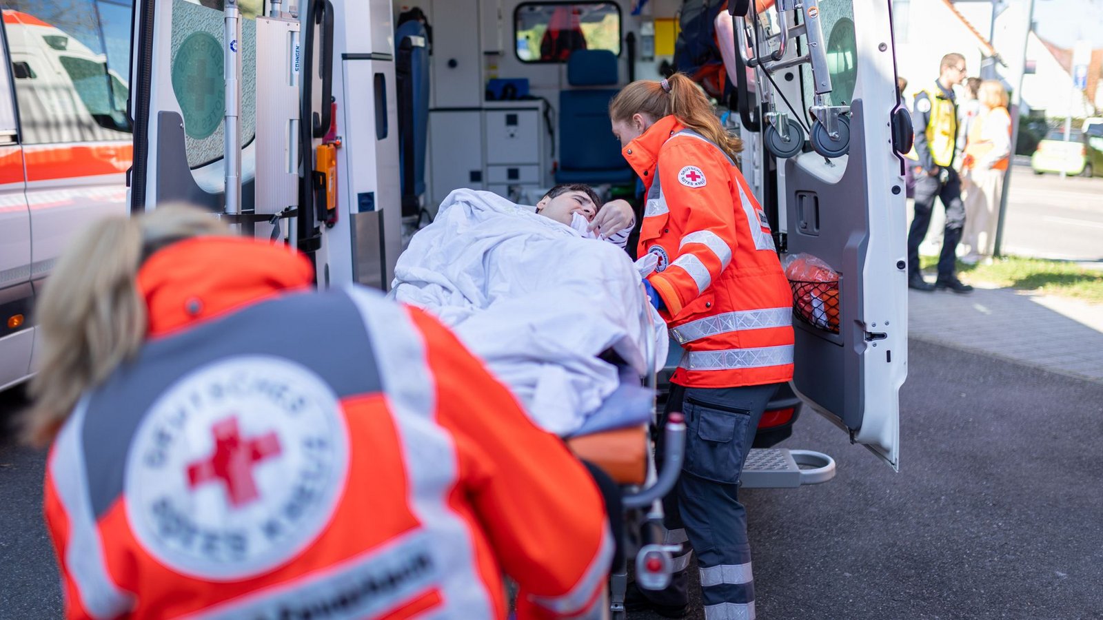 Der Rettungsdienst fährt im roten Bereich – und das schon seit Jahren.Foto: Lichtgut/Julian Rettig Der Rettungsdienst fährt im roten Bereich – und das schon seit Jahren.Foto: Lichtgut/Julian Rettig