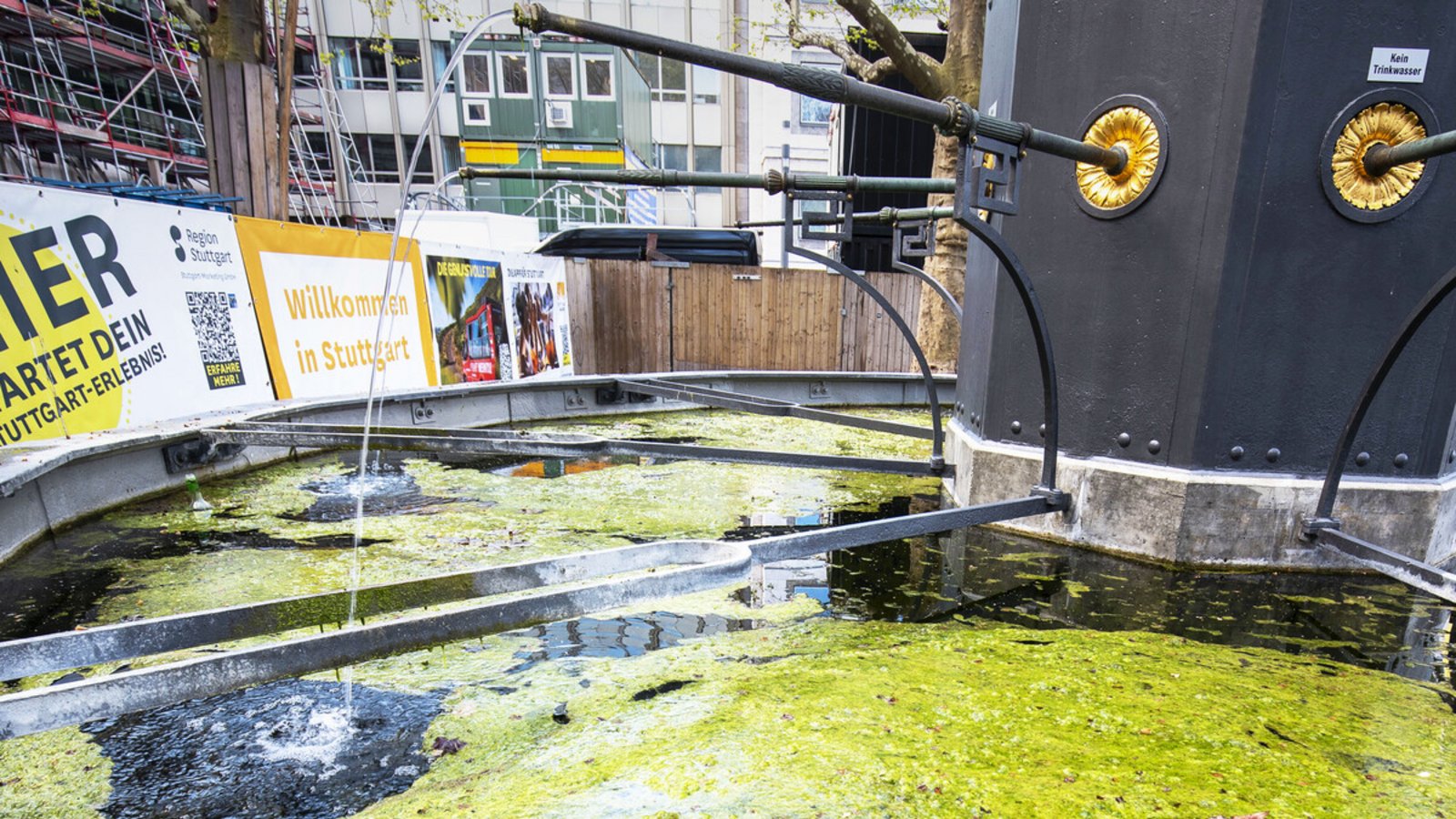 Schön ist anders: So sieht der Marktplatzbrunnen aktuell aus.Schön ist anders: So sieht der Marktplatzbrunnen aktuell aus.Foto: Lichtgut/Leif Piechowski