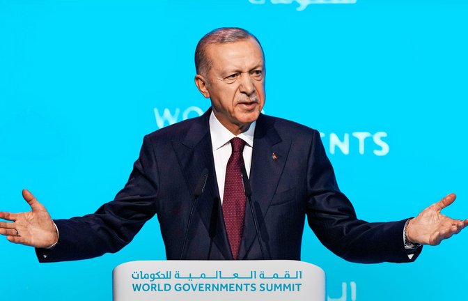 Recep Tayyip Erdogan in Dubai beim Weltgipfel der Regierungen<span class='image-autor'>Foto: Kamran Jebreili/AP/dpa/Kamran Jebreili</span>