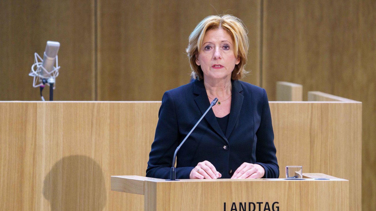 Die rheinland-pfälzische Ministerpräsidentin Malu Dreyer plädiert für eine Frau in der Nachfolge Frank-Walter Steinmeiers.Foto: dpa/Andreas Arnold Die rheinland-pfälzische Ministerpräsidentin Malu Dreyer plädiert für eine Frau in der Nachfolge Frank-Walter Steinmeiers.Foto: dpa/Andreas Arnold