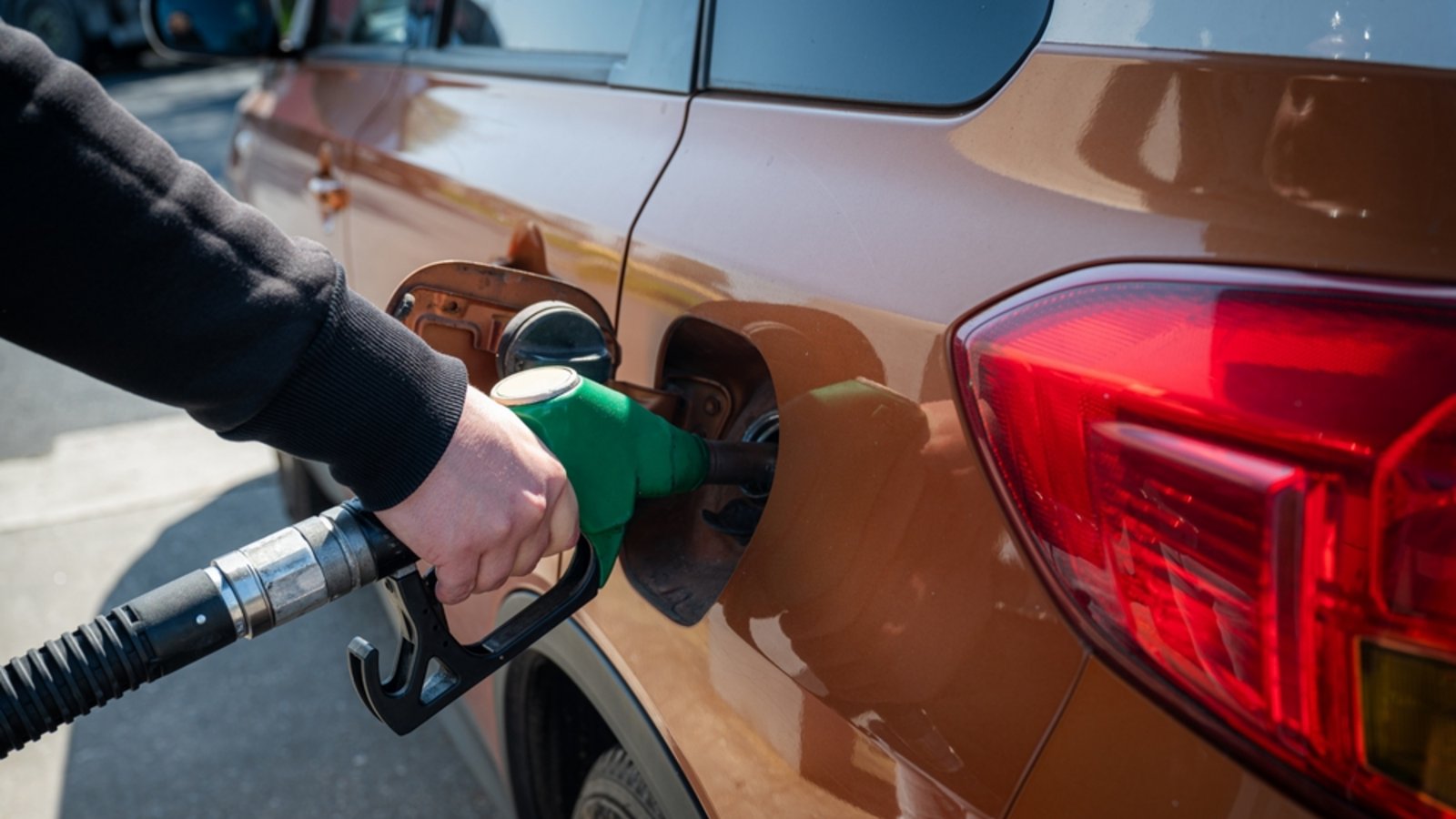 Aktuell ist Tanken wieder günstiger.Foto: Oksana Yermoshenko / shutterstock.com Aktuell ist Tanken wieder günstiger.Foto: Oksana Yermoshenko / shutterstock.com