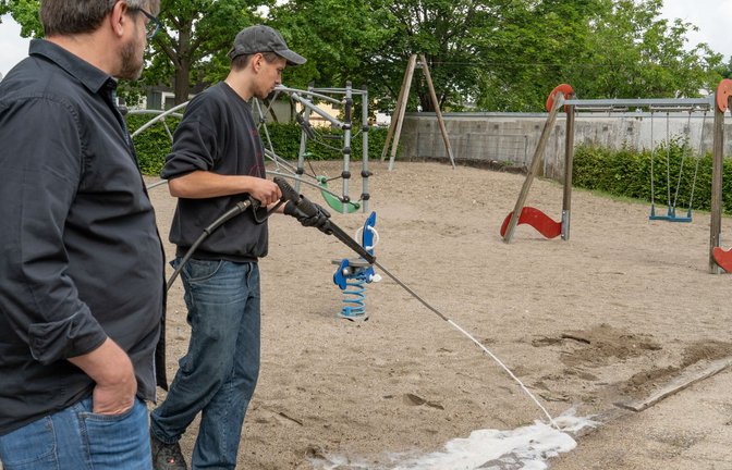 Mit Heißschaum versucht die Stadt Kehl, das große Ameisenproblem in den Griff zu bekommen.<span class='image-autor'>Foto: Stadt Kehl/Kehl</span>