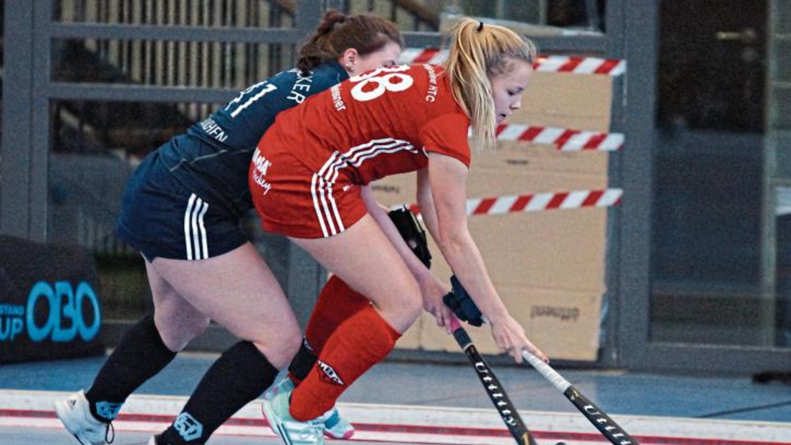 Greta Meissner (rechts) hat zwei Treffer zum souveränen 4:0-Sieg des Bietigheimer HTC in der Hockey-Regionalliga Süd/Ost beigetragen. Foto: privat