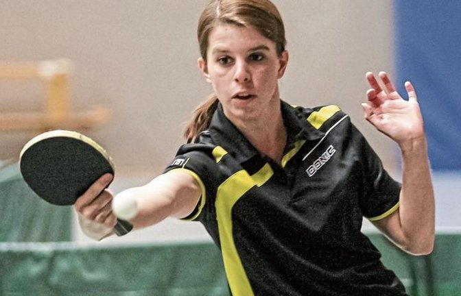 Sandra Eilzer und die Tischtennisspielerinnen des TSV Oberriexingen spielen eine phänomenale Saison. Einen Spieltag vor Rundenende sind sie immer noch ungeschlagen. Foto: Simecek