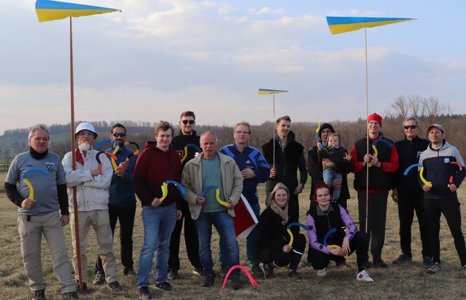 Beim Bumerang-Weitwurf-Turnier wurde auch ein Zeichen der Solidarität mit der Ukraine gesetzt.p