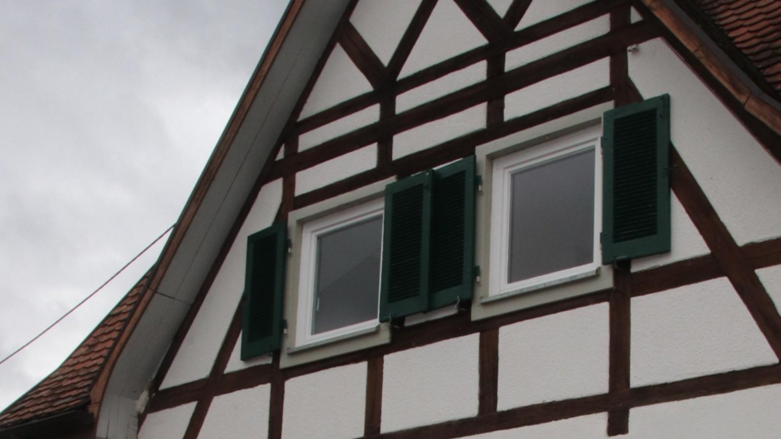 Freuen sich übers KiJZ (v.l.): Amtsleiterin Ranjana Hoffmann, Ingeborg Welz, Richard-Elsen Groeneveld, OB Uwe Skrzypek, Stefanie Faigle und Ex-OB Gerd Maisch.