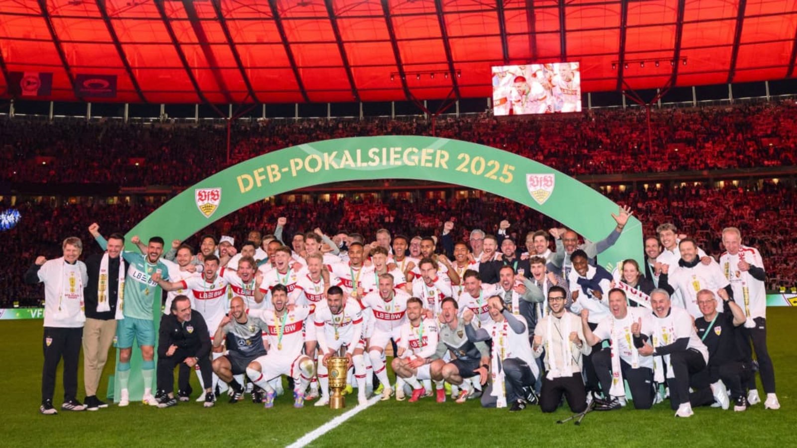 DFB-Pokalfinale in Berlin: Die Staatsanwaltschaft sieht keinen Ansatz für Ermittlungen wegen Noppers Ticketkauf für Stadträte.dpa (Archiv) DFB-Pokalfinale in Berlin: Die Staatsanwaltschaft sieht keinen Ansatz für Ermittlungen wegen Noppers Ticketkauf für Stadträte.dpa (Archiv)