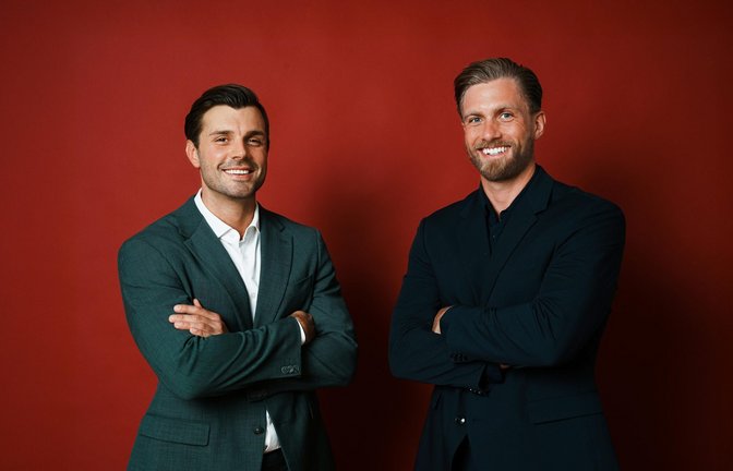 Tim (l.) und Sebastian sind die neuen Bachelors.<span class='image-autor'>Foto: RTL / Lena-Luise Grellert</span>