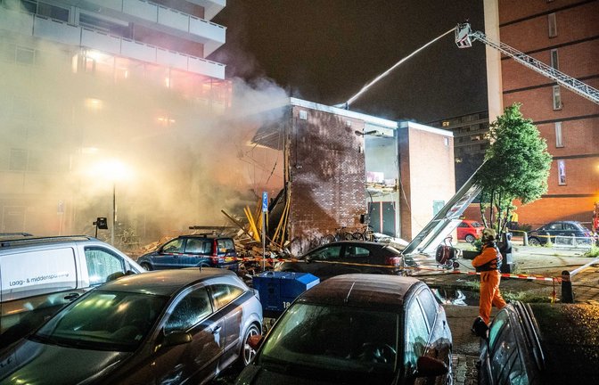 400 Anwohner mussten nach der heftigen Explosion ihre Wohnungen verlassen.<span class='image-autor'>Foto: Josh Walet/ANP/dpa</span>