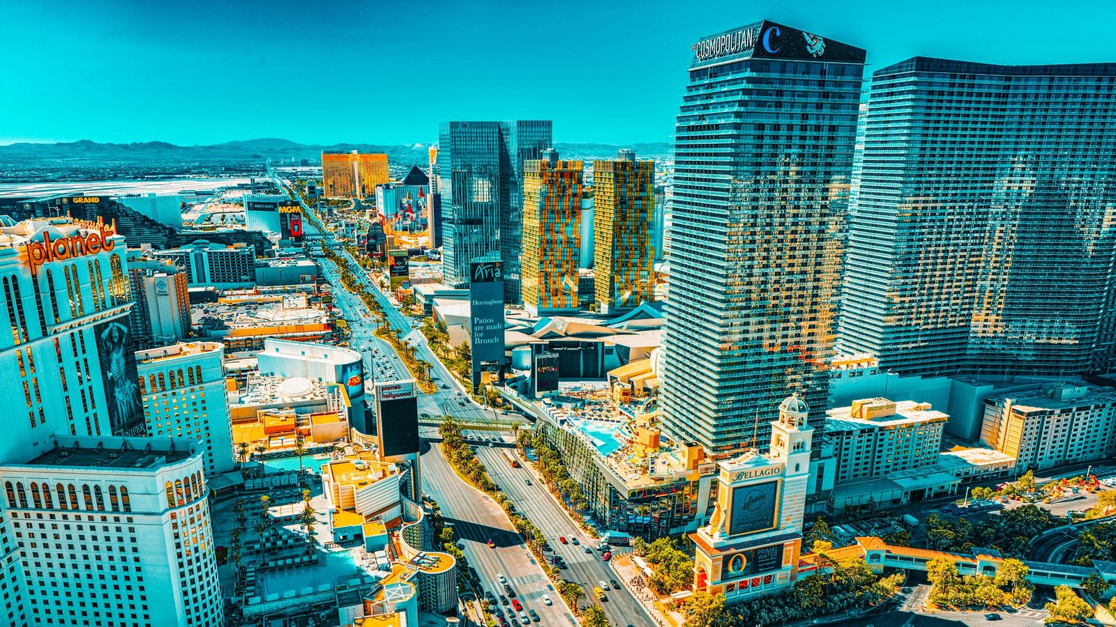 Wenn es um die protzigsten  Bauten der Welt geht, darf Las Vegas nicht fehlen. In den Top Ten: das Hotel The Cosmopolitan. Weitere Beispiele in der Bildergalerie.Foto: IMAGO/Pond5 Images/IMAGO/xBrian_Kinneyx
