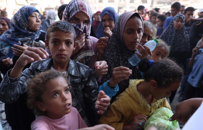 Die Menschen in Gaza sind auf die Hilfe der UNWRA angewiesen.<span class='image-autor'>Foto: AFP/Bashar Taleb</span>
