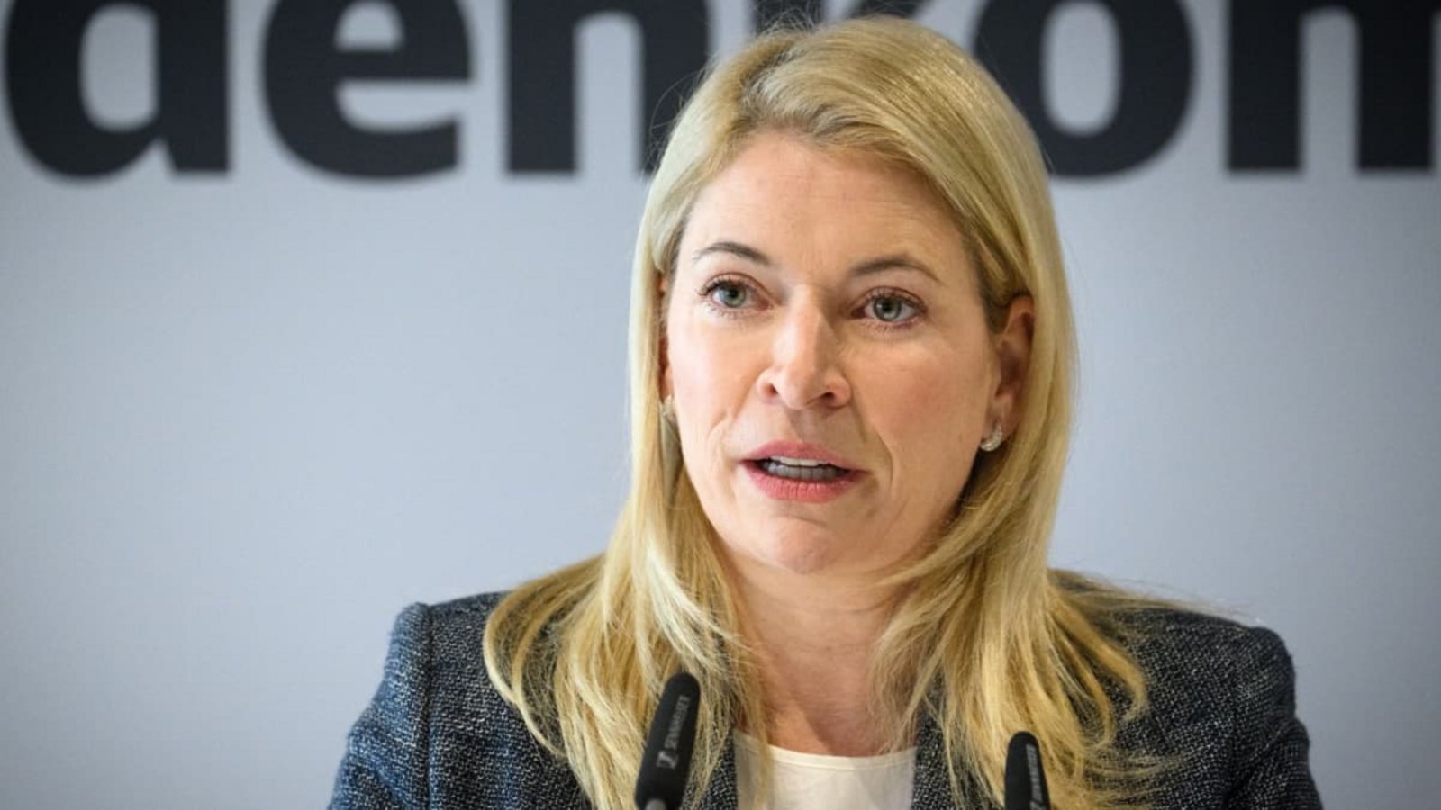 Evelyn Palla will die Deutsche Bahn mit einer neuen Führungskultur reformieren (Archivfoto).Bernd von Jutrczenka/dpa Evelyn Palla will die Deutsche Bahn mit einer neuen Führungskultur reformieren (Archivfoto).Bernd von Jutrczenka/dpa