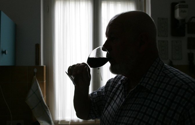 Der FDP missfallen starre Altersgrenzen für amtliche Weinprüfer. (Symbolbild)<span class='image-autor'>Foto: imago/photothek/Ute Grabowsky/photothek.net</span>