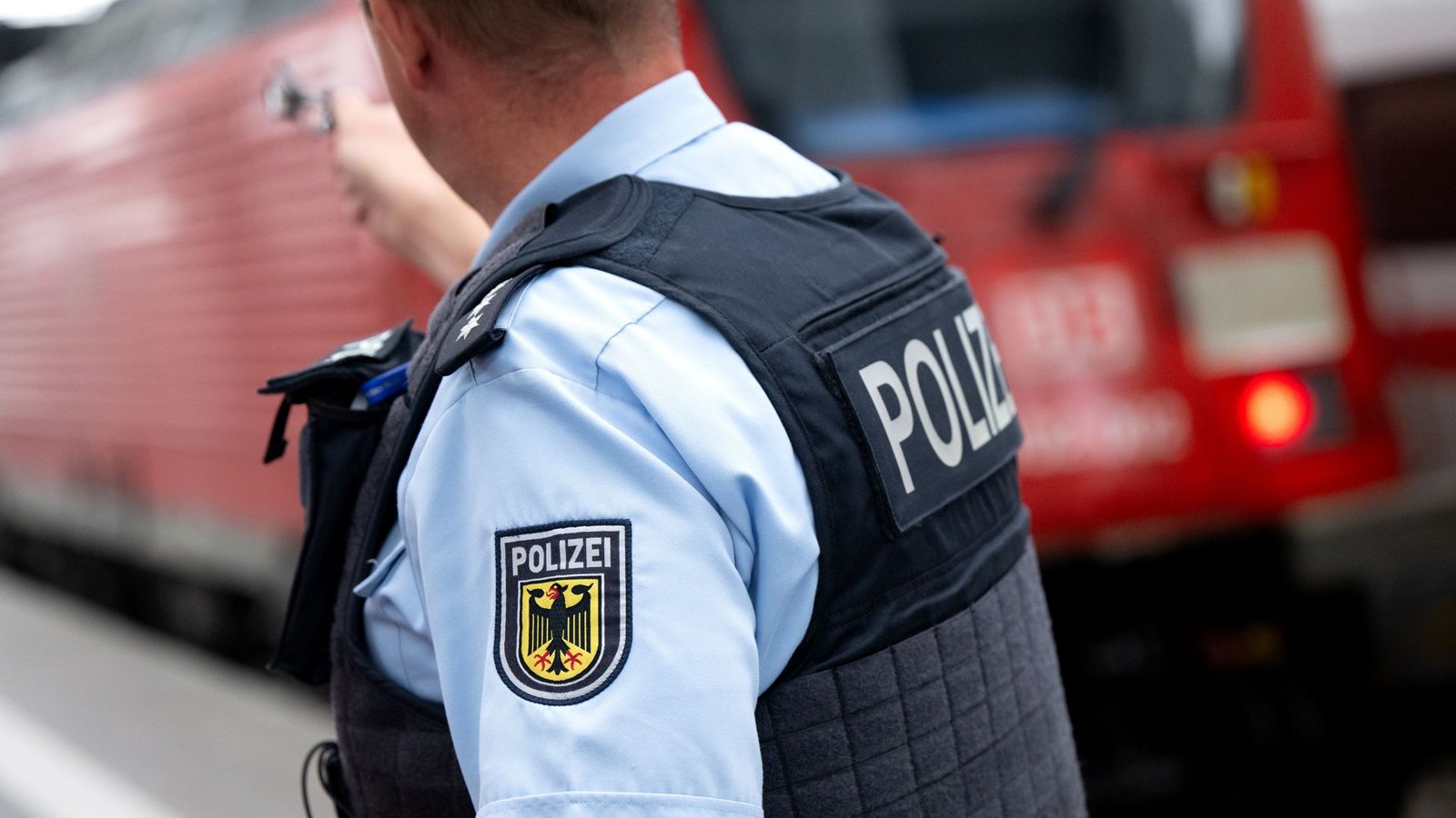 Die Bundespolizei sucht Zeugen und mögliche weitere Betroffene. (Symbolbild)Foto: Sven Hoppe/dpa Die Bundespolizei sucht Zeugen und mögliche weitere Betroffene. (Symbolbild)Foto: Sven Hoppe/dpa