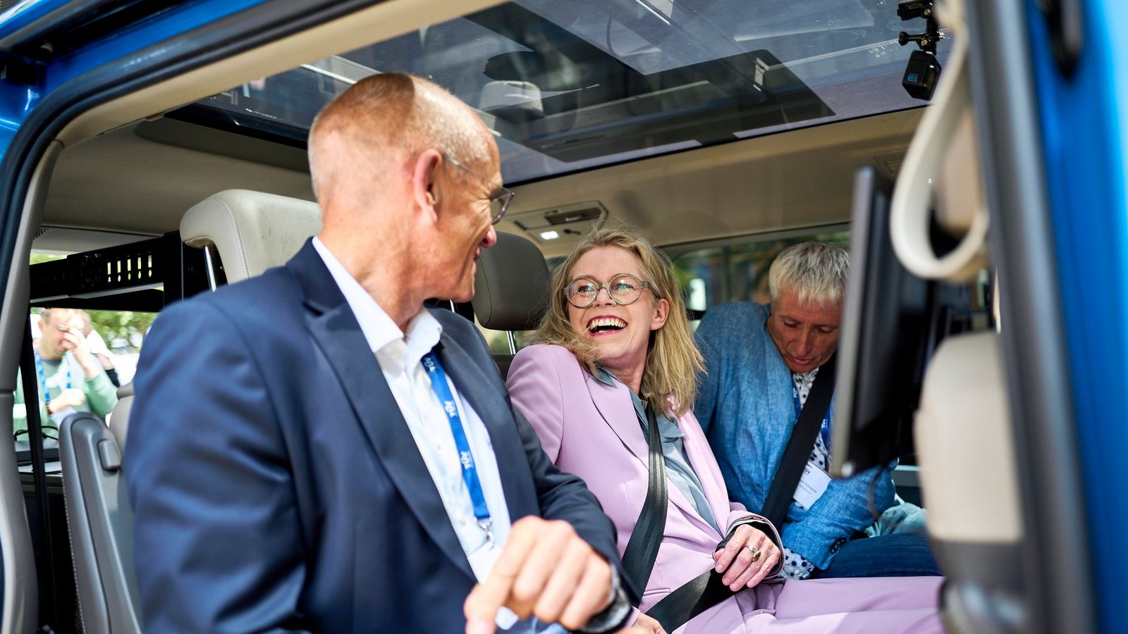 Berlins Verkehrssenatorin Ute Bonde setzt auf autonomes Fahren und hofft auch einen raschen Einsatz fahrerloser Shuttle im Stadtverkehr.Foto: Michael Ukas/dpa Berlins Verkehrssenatorin Ute Bonde setzt auf autonomes Fahren und hofft auch einen raschen Einsatz fahrerloser Shuttle im Stadtverkehr.Foto: Michael Ukas/dpa