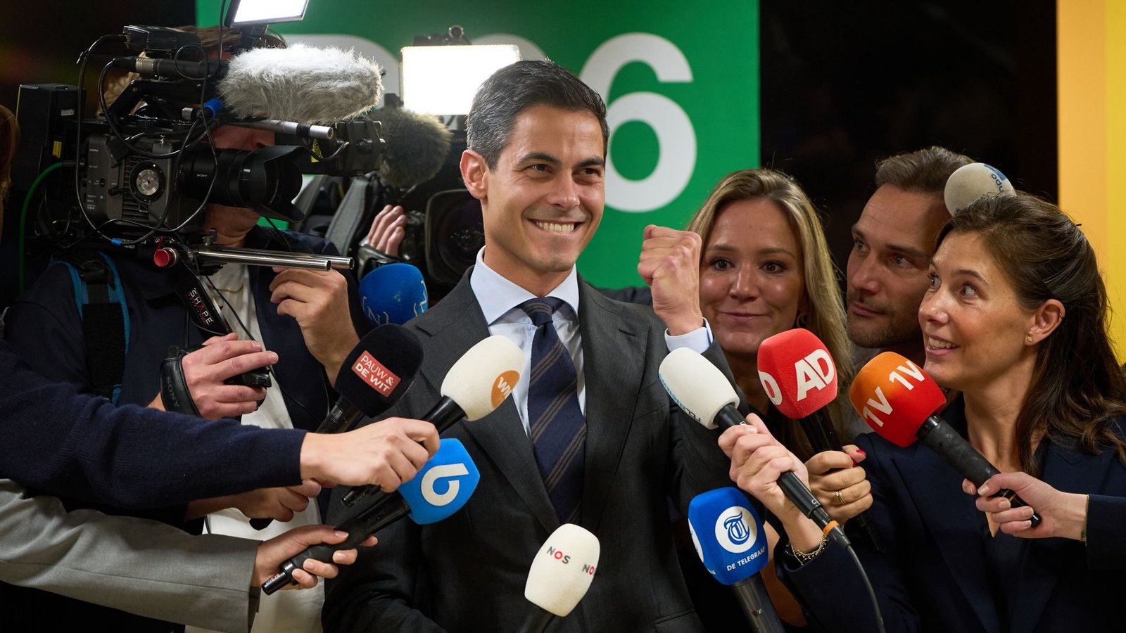 Rob Jetten ist der wahrscheinlich nächste Premierminister der Niederlande. Er steht vor der gewaltigen Aufgaben, die vielen Probleme des Landes anzugehen, die sich über Jahre angehäuft haben.Foto: Peter Dejong/AP/dpa Rob Jetten ist der wahrscheinlich nächste Premierminister der Niederlande. Er steht vor der gewaltigen Aufgaben, die vielen Probleme des Landes anzugehen, die sich über Jahre angehäuft haben.Foto: Peter Dejong/AP/dpa