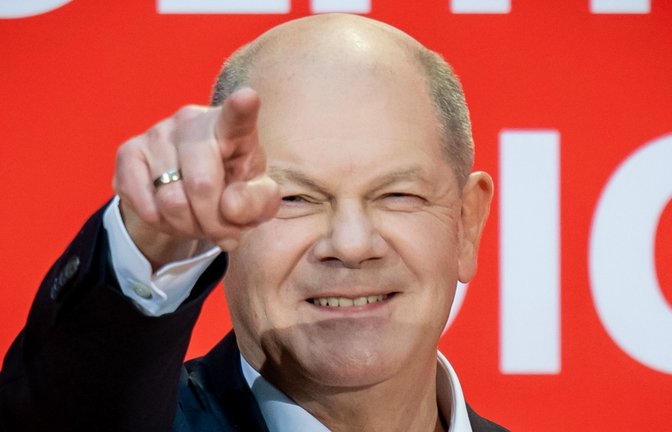 Bundeskanzler Olaf Scholz präsentierte sich in der SPD-Zentrale kämpferisch und optimistisch.<span class='image-autor'>Foto: dpa/Michael Kappeler</span>
