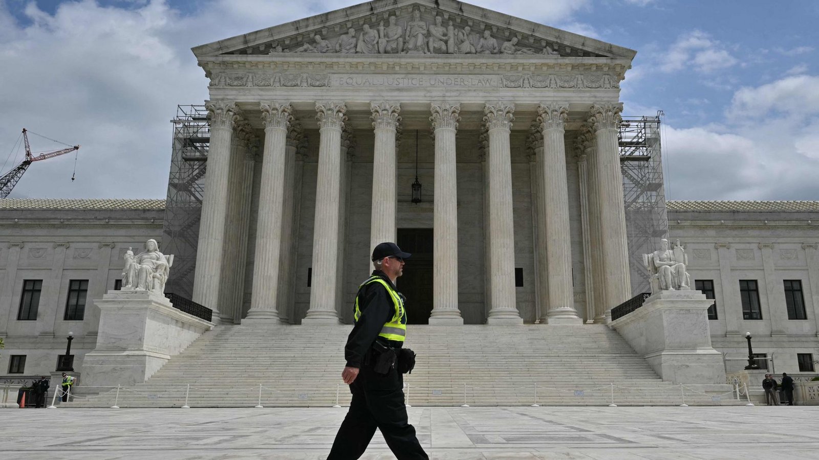 Der Supreme Court wies damit am Mittwoch einen Antrag der Regierung gegen die Entscheidung einer untergeordneten Instanz ab.Foto: AFP/MANDEL NGAN