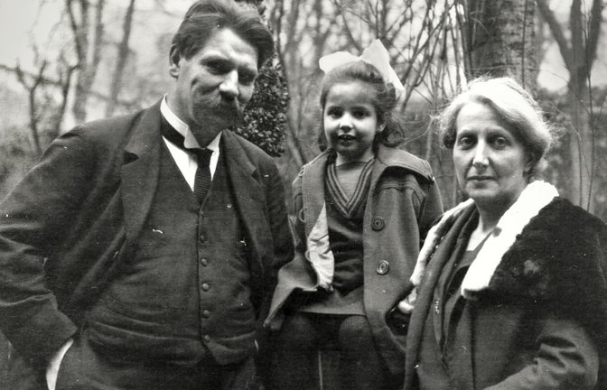1922: Albert Schweitzer  mit Helene und Tochter Rhena<span class='image-autor'>Foto: /Albert-Schweitzer-Zentrum  Günsbach</span>