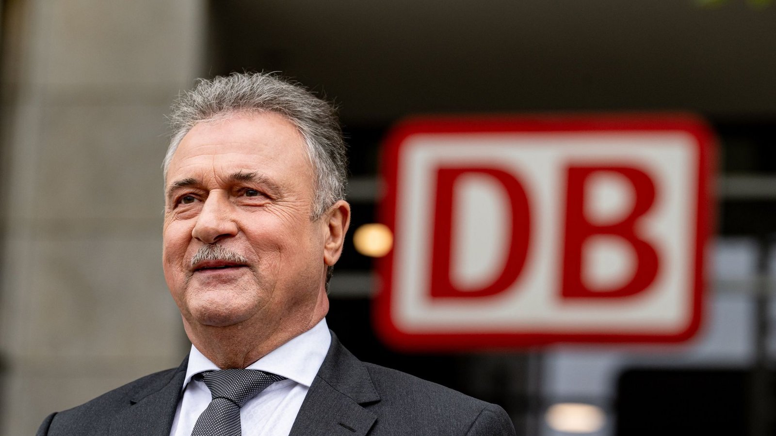 Claus Weselsky, Chef der Lokführergewerkschaft GDL, lässt am Projekt Stuttgart 21 kein gutes Haar.Foto: dpa/Fabian Sommer Claus Weselsky, Chef der Lokführergewerkschaft GDL, lässt am Projekt Stuttgart 21 kein gutes Haar.Foto: dpa/Fabian Sommer