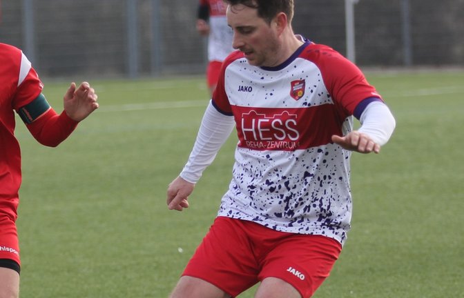Fussball, Männer, Saison 2025/2026, Johannes Wizemann (rechts), SGM Nussdorf/Roßwag, Foto: Dittrich