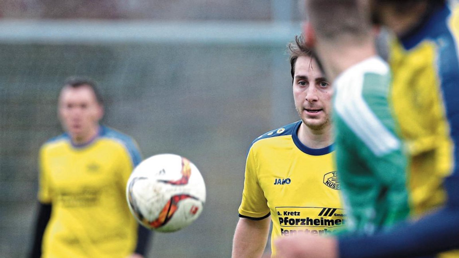 Für Johannes Wizemann (Mitte) und die Mannschaft des TSV Nussdorf gilt jetzt volle Konzentration auf das Spiel am Sonntag. Foto: Küppers Für Johannes Wizemann (Mitte) und die Mannschaft des TSV Nussdorf gilt jetzt volle Konzentration auf das Spiel am Sonntag. Foto: Küppers