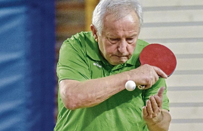 Fritz Kasper hat im Spitzenspiel gegen Markgröningen IV einen Punkt im Doppel für den TSV Hochdorf geholt. Foto: Archiv/Leitner