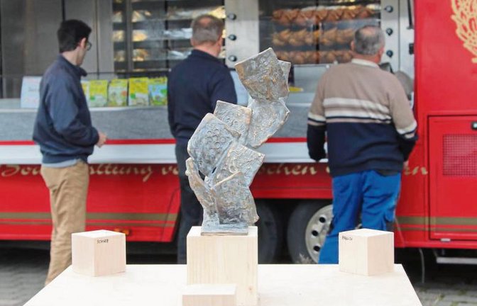 Ob die Skulptur an den Ort des Hähnchenstands kommt, wird noch entschieden. Foto: Thaler