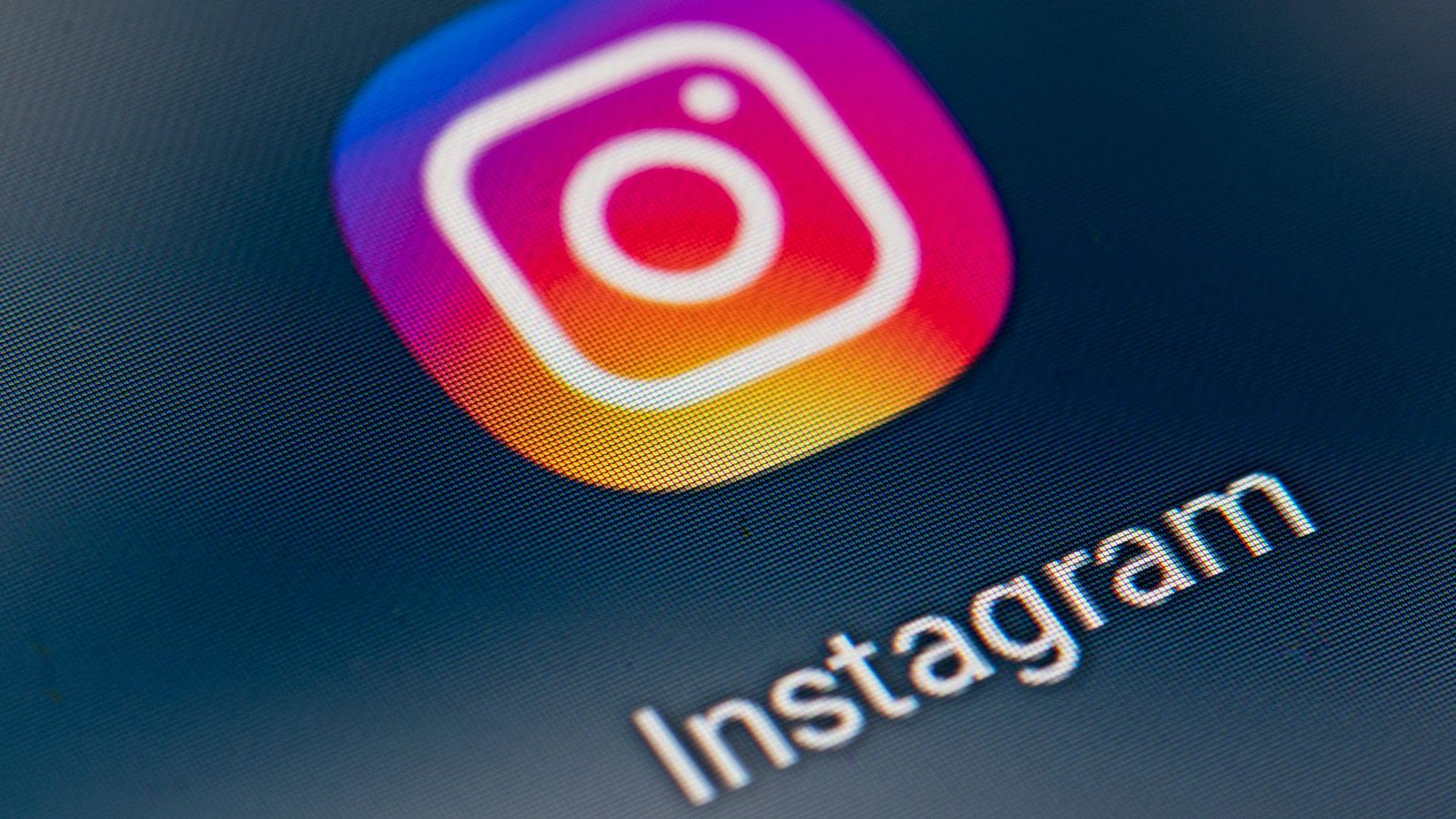 Instagram-Chef Adam Mosseri bestreitet, dass die App süchtig machen kann. (Archivbild)Foto: Fabian Sommer/dpa