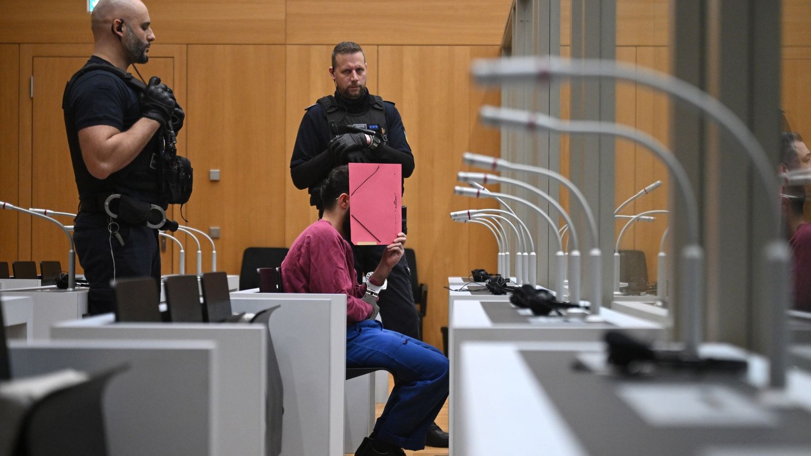 Die Bundesanwaltschaft hat im Verfahren nach dem tödlichen Messerangriff auf dem Mannheimer Marktplatz plädiert. (Archivbild)Foto: Marijan Murat/dpa