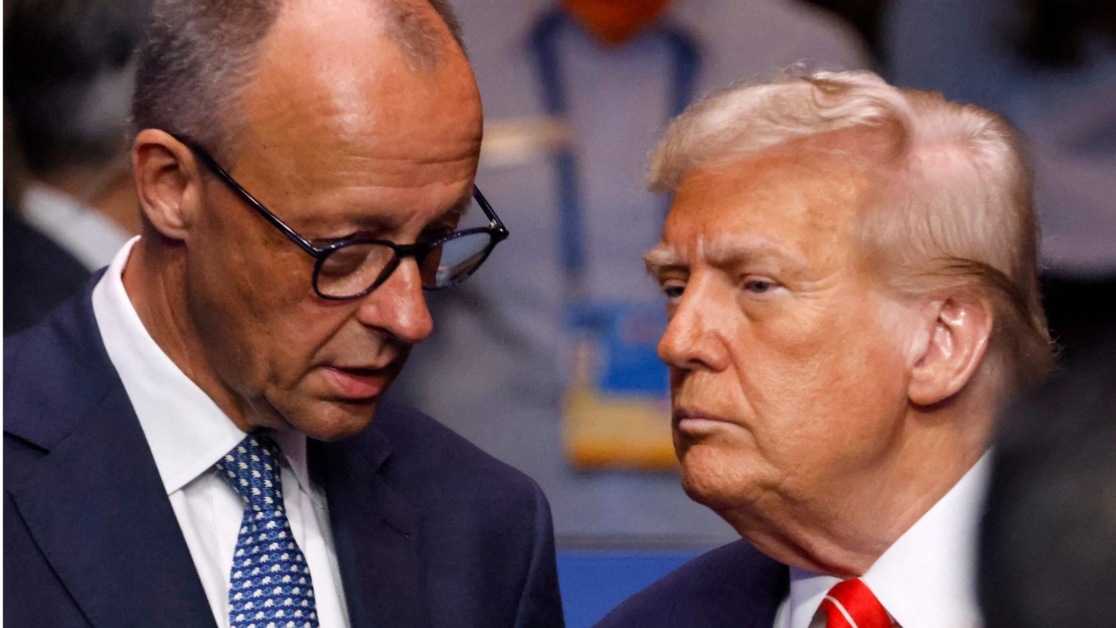 Bundeskanzler Friedrich Merz (li.) im Gespräch mit dem amerikanischen Präsidenten Donald TrumpFoto: AFP Bundeskanzler Friedrich Merz (li.) im Gespräch mit dem amerikanischen Präsidenten Donald TrumpFoto: AFP