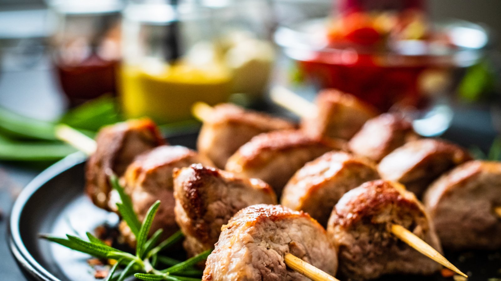 Heute gibt es Schweinefiletspieße bei "Kaffee oder Tee". (Symbolbild)Foto: Chatham172/ Shutterstock