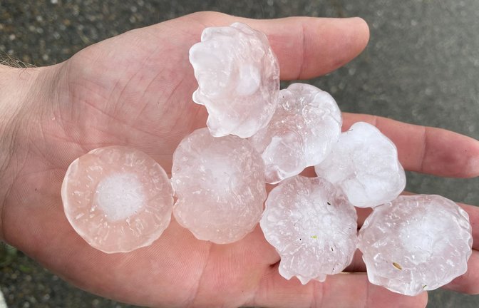 Hagel gab es in einigen Gebieten bereits am Sonntag – es könnte noch schlimmer kommen.<span class='image-autor'>Foto: picture alliance/dpa/onw-images.de</span>