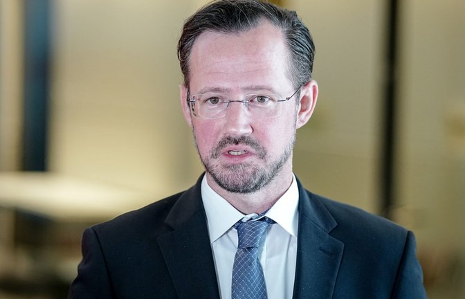 Der SPD-Fraktionsgeschäftsführer Dirk Wiese setzt auf die Rentenkommission. (Archivfoto)<span class='image-autor'>Foto: Kay Nietfeld/dpa</span>