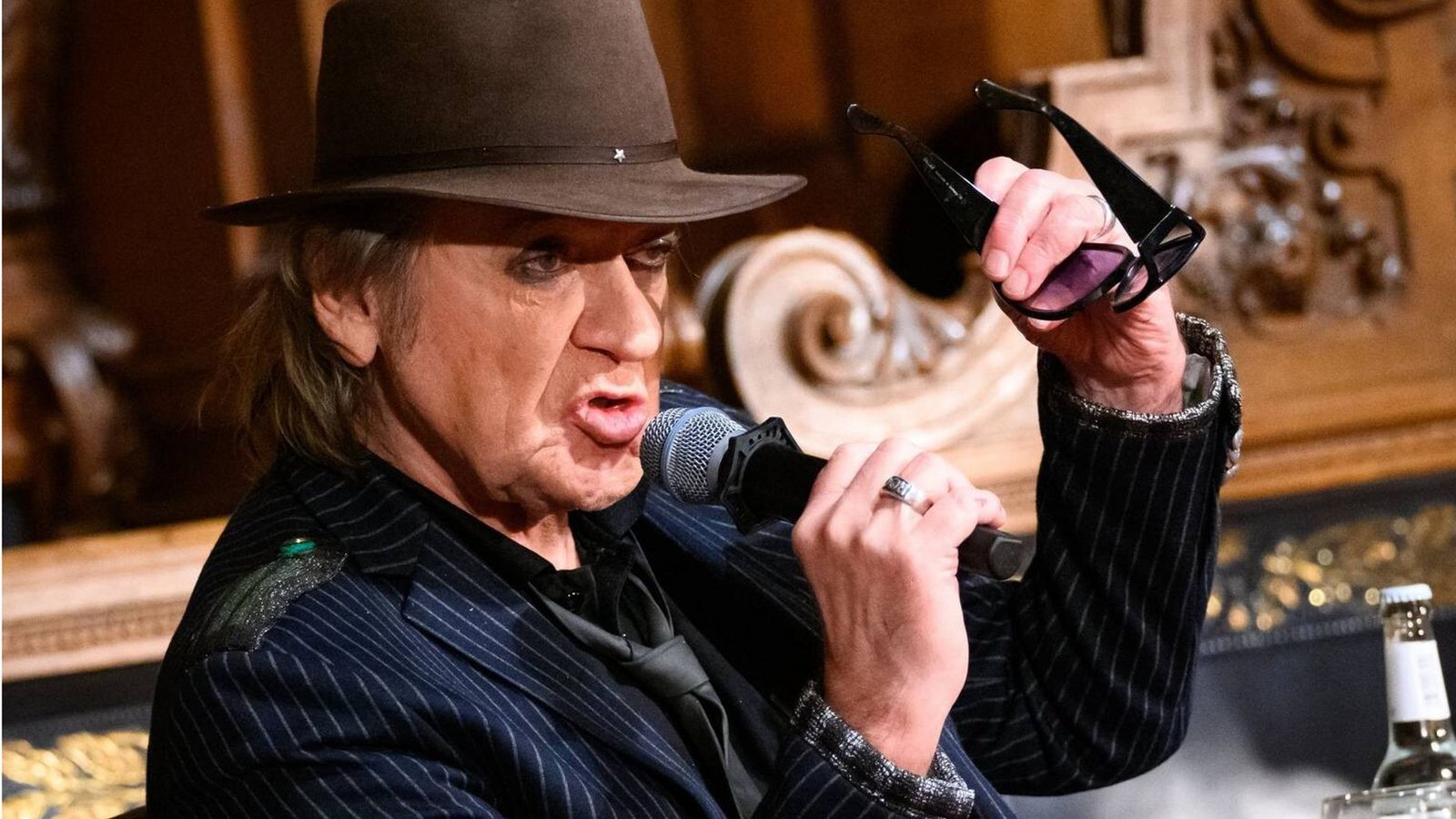 PopLänd Award-Preisträger Jules Kalmbacher hat als Produzent auch mit Udo Lindenberg (unser Bild) zusammengearbeitet.Foto: dpa/Johannes Walzberg PopLänd Award-Preisträger Jules Kalmbacher hat als Produzent auch mit Udo Lindenberg (unser Bild) zusammengearbeitet.Foto: dpa/Johannes Walzberg