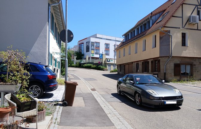 Heute (8. Juni) sollen die Bauarbeiten in der Vaihinger Gerberstraße beginnen. Unter der Straße liegt ein Regenüberlaufbecken, das saniert werden muss. Der Verkehr wird einspurig in Richtung Enz an der Baustelle vorbeigeleitet. Der Gegenverkehr muss eine andere Route nehmen.  <span class='image-autor'>Foto: Müller</span>