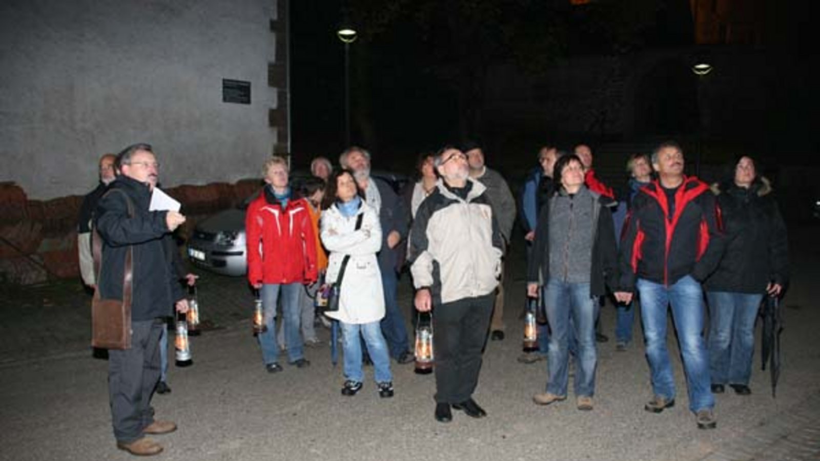 Führung in Schützingen und leckeres Essen in der Gaststube. Foto: Elsässer