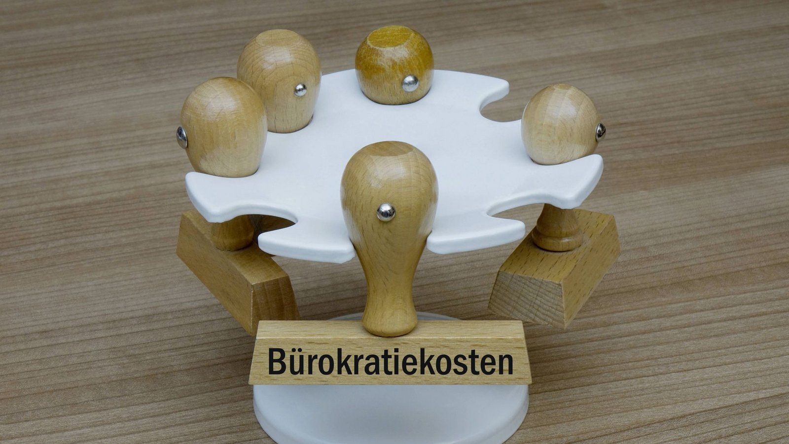 Ministerpräsident Winfried Kretschmann (Grüne) hat Bürokratieabbau zur Chefsache gemacht.Foto: imago//Sascha Steinach Ministerpräsident Winfried Kretschmann (Grüne) hat Bürokratieabbau zur Chefsache gemacht.Foto: imago//Sascha Steinach