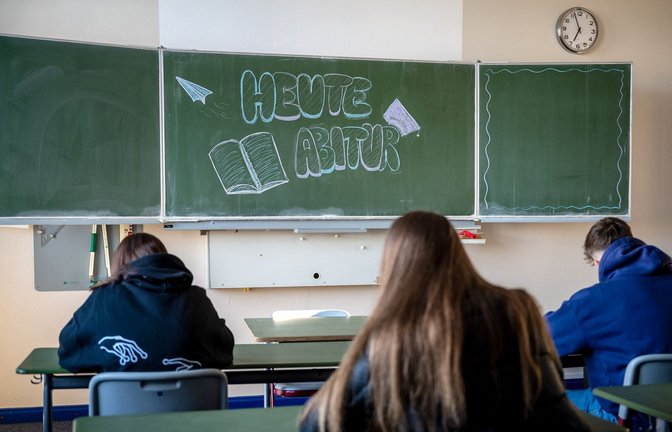 Das Abitur von morgen soll generell wieder nach neun Jahren abgelegt werden und nicht wie bisher nach acht.<span class='image-autor'>Foto: dpa/Sina Schuldt</span>