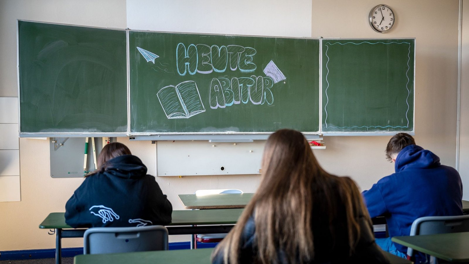 Das Abitur von morgen soll generell wieder nach neun Jahren abgelegt werden und nicht wie bisher nach acht.Foto: dpa/Sina Schuldt Das Abitur von morgen soll generell wieder nach neun Jahren abgelegt werden und nicht wie bisher nach acht.Foto: dpa/Sina Schuldt