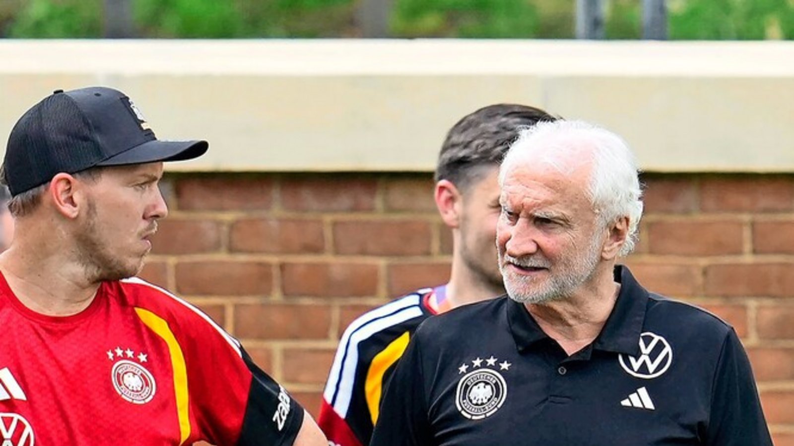 DFB-Sportchef Rudi Völler (rechts) und Bundestrainer Julian Nagelsmann haben in den kommenden Wochen viel zu besprechen.Foto: imago/Eibner DFB-Sportchef Rudi Völler (rechts) und Bundestrainer Julian Nagelsmann haben in den kommenden Wochen viel zu besprechen.Foto: imago/Eibner