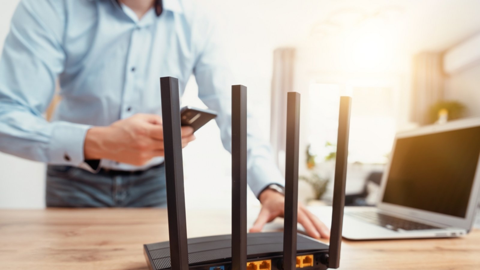 Was plant die Bundesnetzagentur zum Thema DSL-Abschaltung wirklich?Foto: Proxima Studio/ Shutterstock Was plant die Bundesnetzagentur zum Thema DSL-Abschaltung wirklich?Foto: Proxima Studio/ Shutterstock